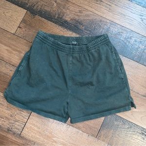 BRANDH MELVILLE Rosa Shorts